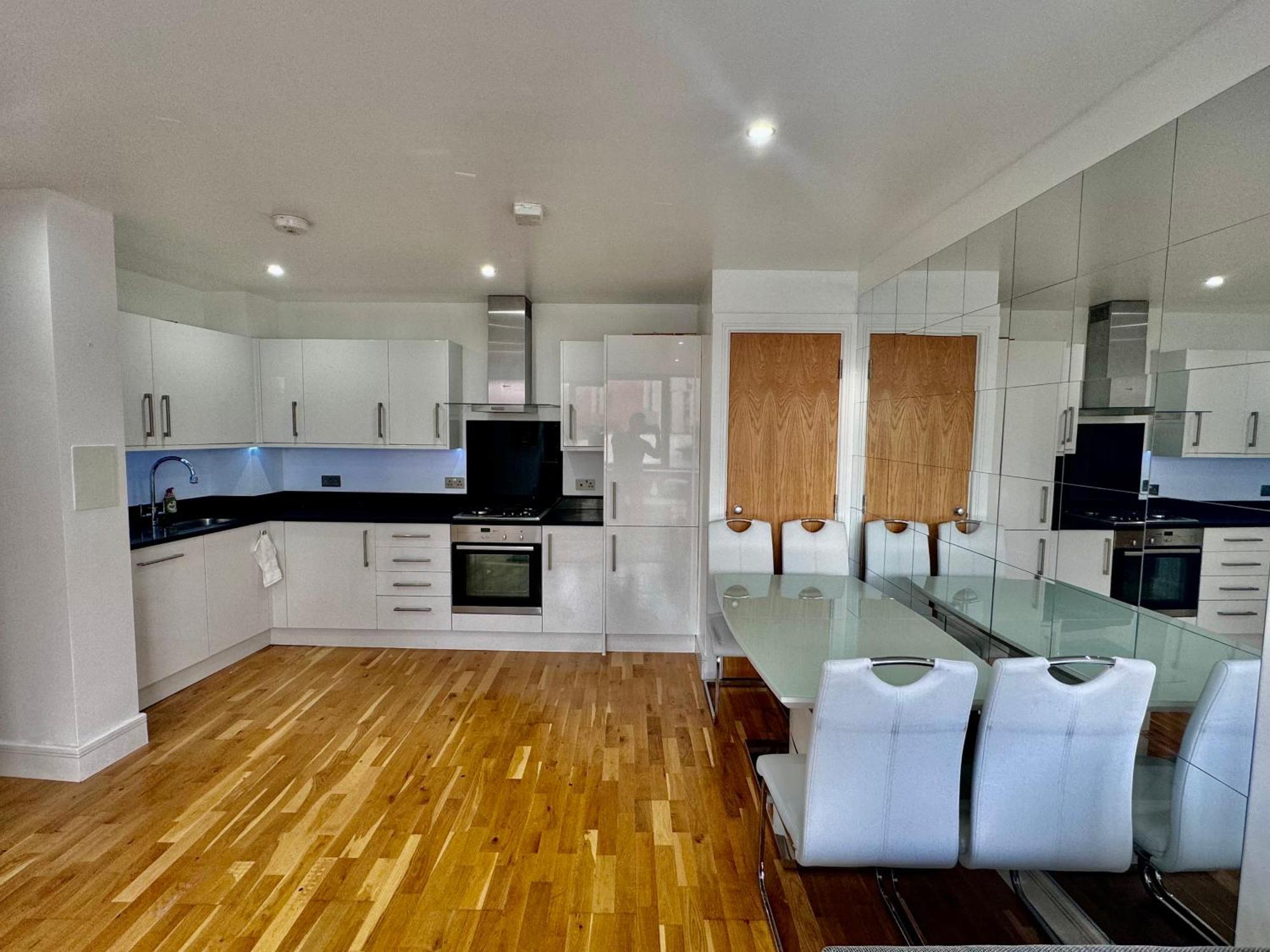 Luxury 2 Bed Entire Apartment-Near Tube & Shopping Centre Harrow Εξωτερικό φωτογραφία